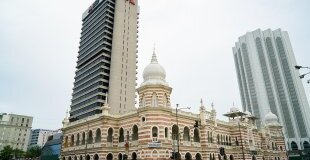 Екскурзия в МАЛАЙЗИЯ - Дивият чар на о-в Борнео и модерният дух на Куала Лумпур!